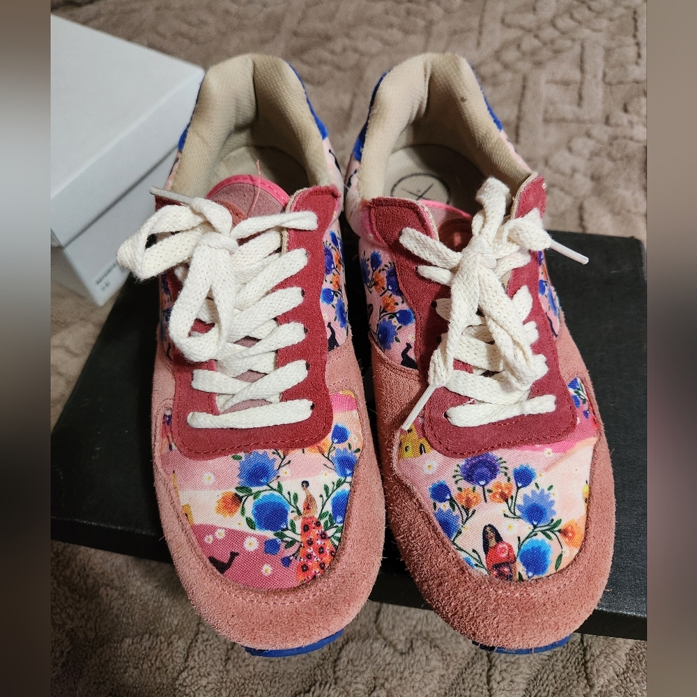 Inkkas Floral Womens Sneakers
